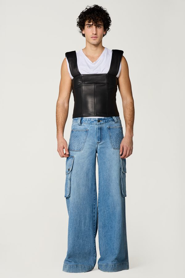 Corset en cuir noir
